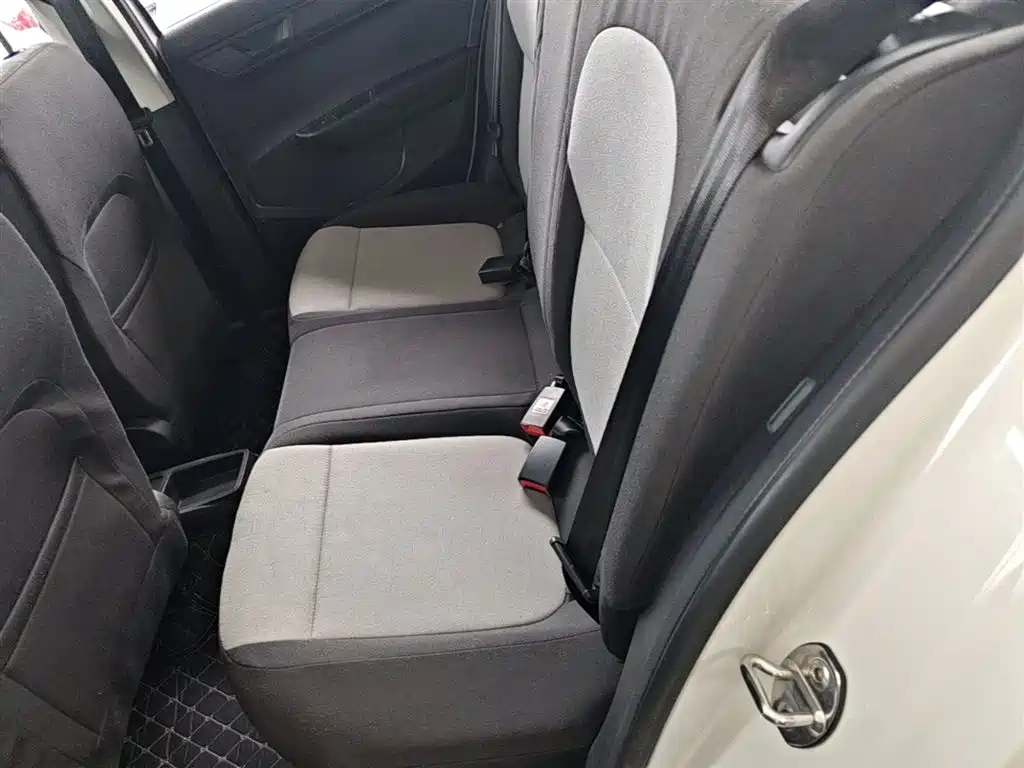 Škoda Fabia 2017 1.4L Auto Car Enjoy Edition фото 17