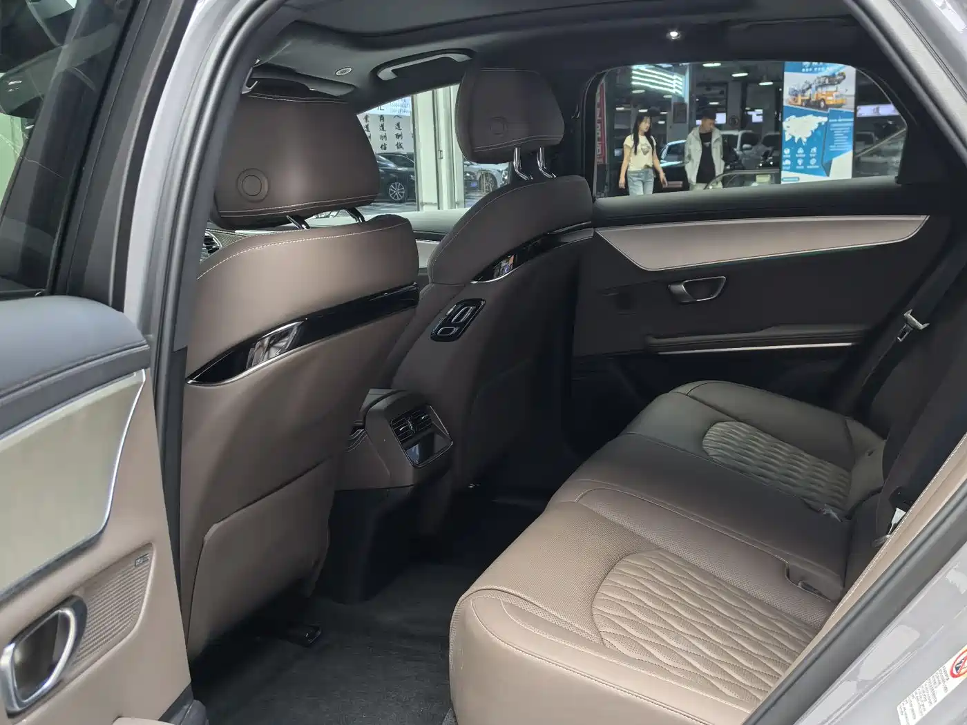 BYD Han 2025 2025 DM-i Smart Driving Edition 125KM Honor