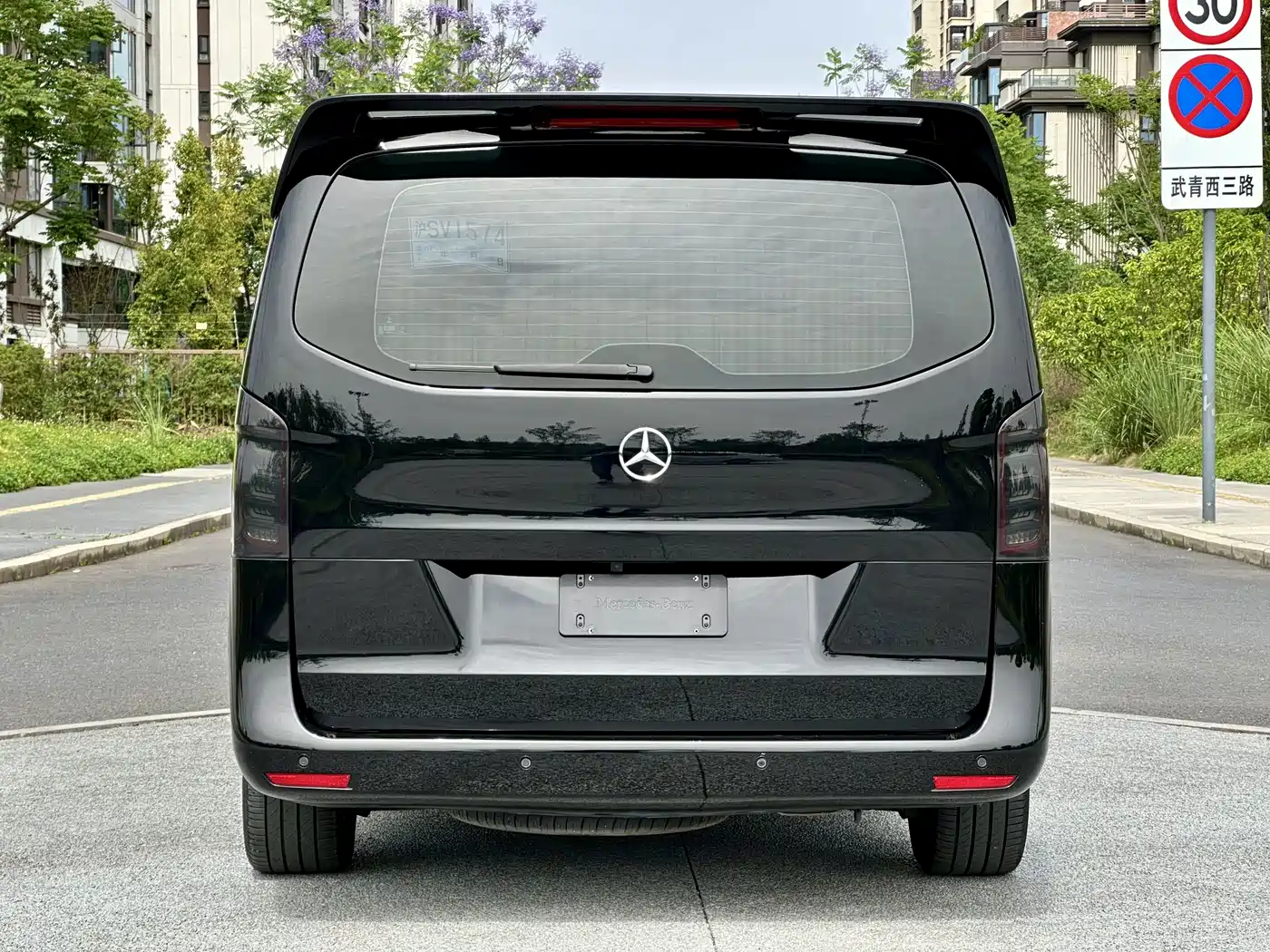 Mercedes-Benz Vito 2023 2.0T Business 7-Seater фото 5