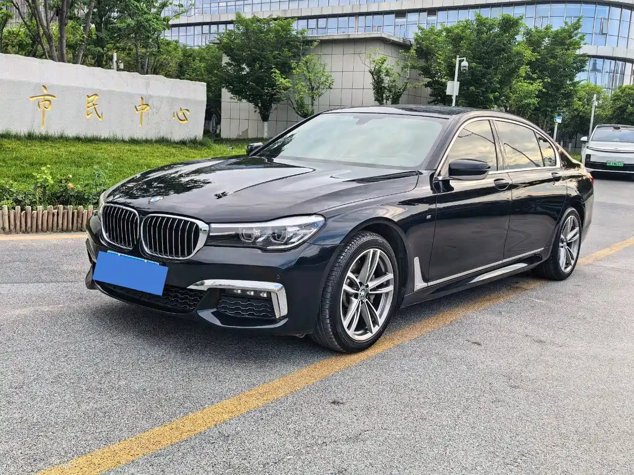 BMW 7 Series 2018 730Li Leading Type M Sport Package