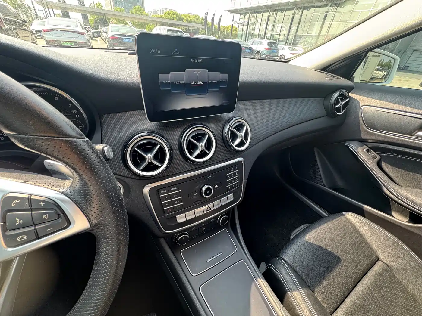 Mercedes-Benz GLA 2019 GLA 200 Dynamic фото 7