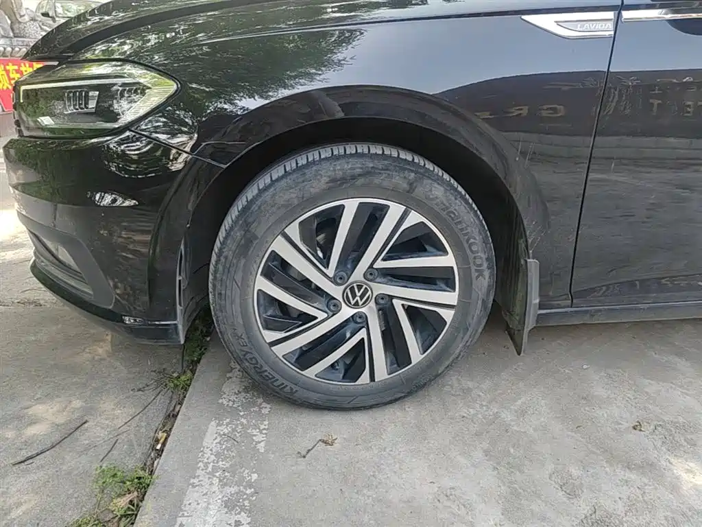 Volkswagen Lavida 2022 280TSI DSG Comfort Edition фото 23