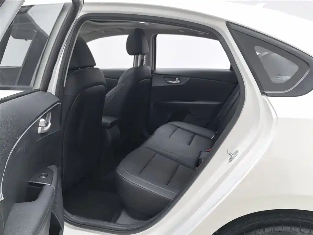 Kia K3 2021 1.5L CVT Youth Edition фото 15