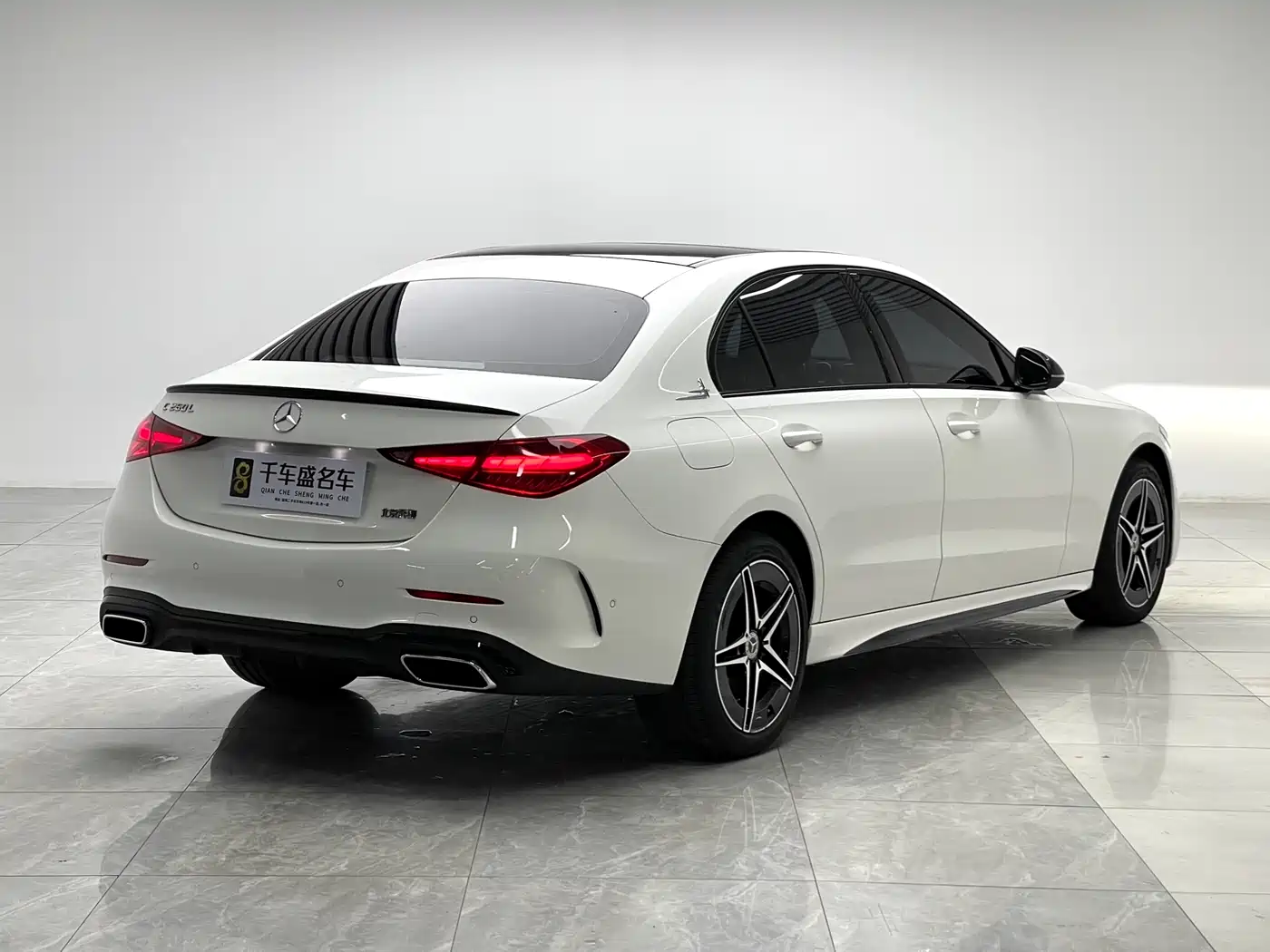 Mercedes-Benz C-Class 2024 Facelift III C 260 L Night Sport Edition фото 6