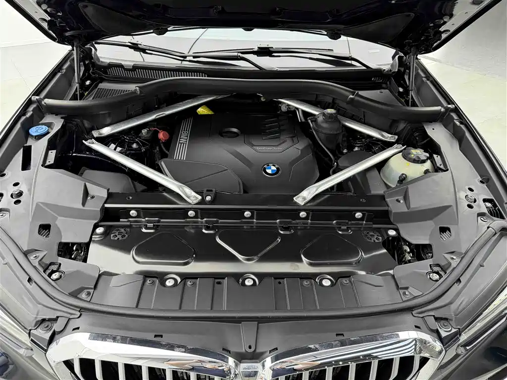 BMW X5 (Import) 2020 xDrive30i M Sport Package фото 31