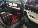 Фото 8 - Geely Monjaro