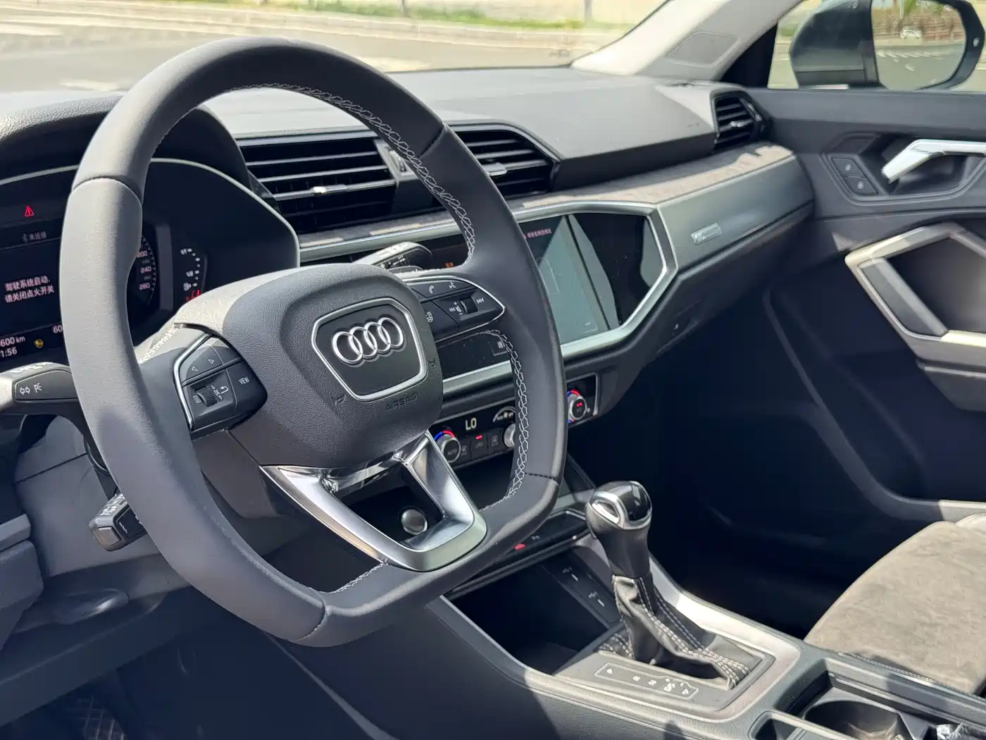 Audi Q3 2021 35 TFSI Fashion Sport фото 13