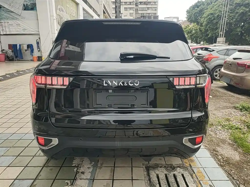 Lynk & Co 01 2017 2.0T 2WD Pro Version фото 6