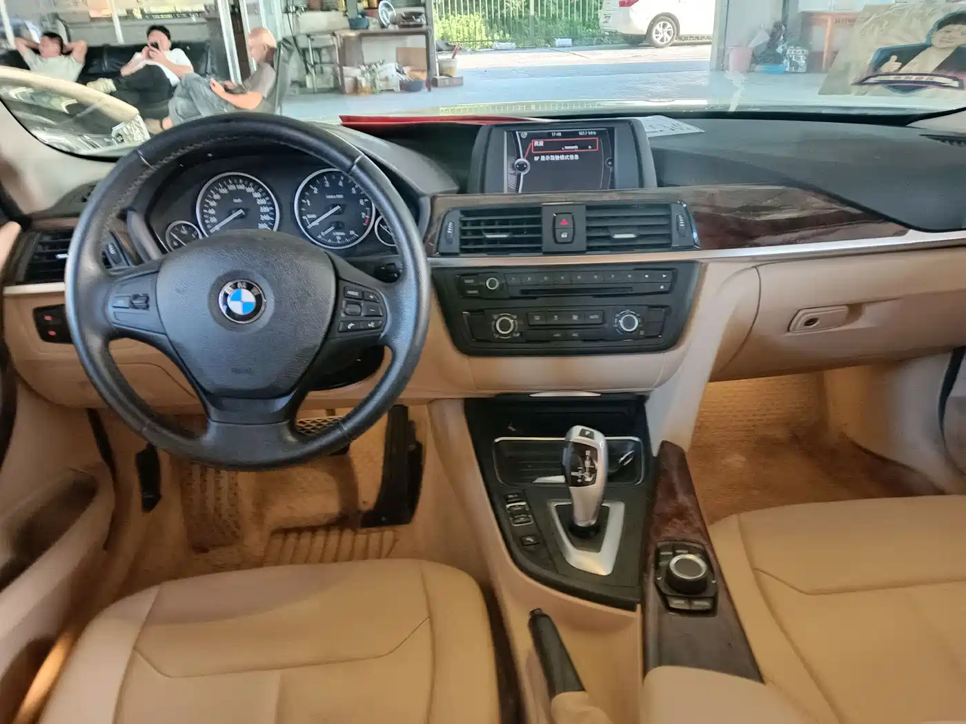 BMW 3 Series 2014 320i Fashion фото 6