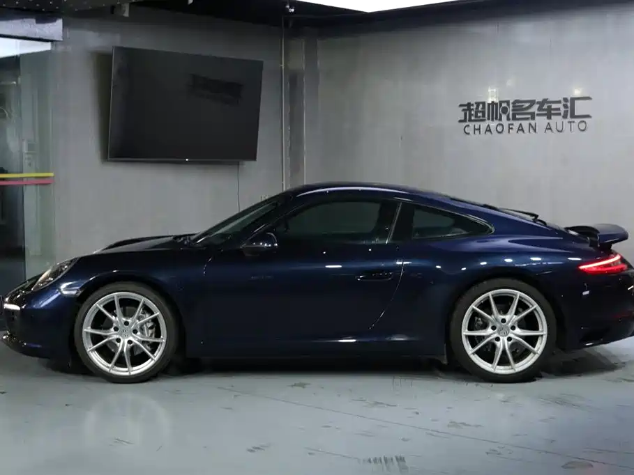 Porsche 911 2016 Carrera 3.0T фото 6