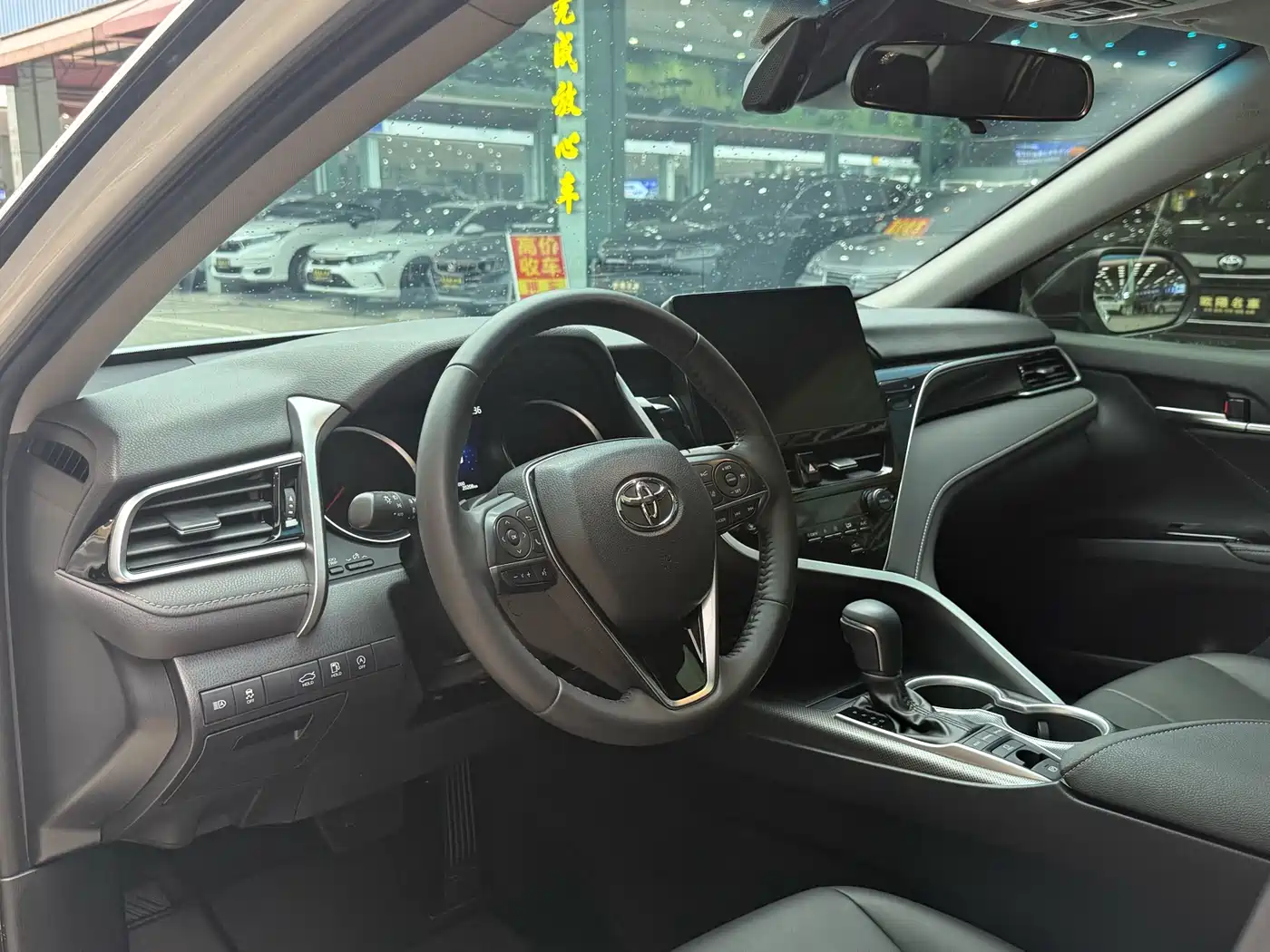 Toyota Camry 2023 2.5S Knight Edition фото 9
