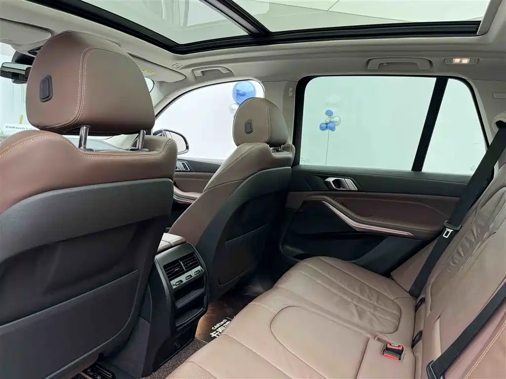 BMW X5 (Import) 2020 xDrive30i M Sport Package фото 26
