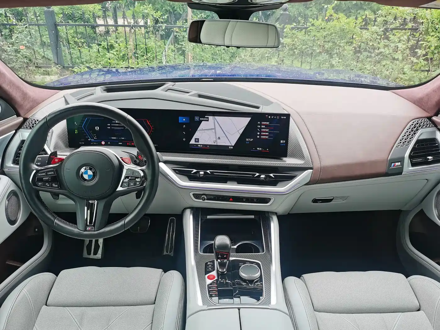BMW XM 2023 Model Base фото 9