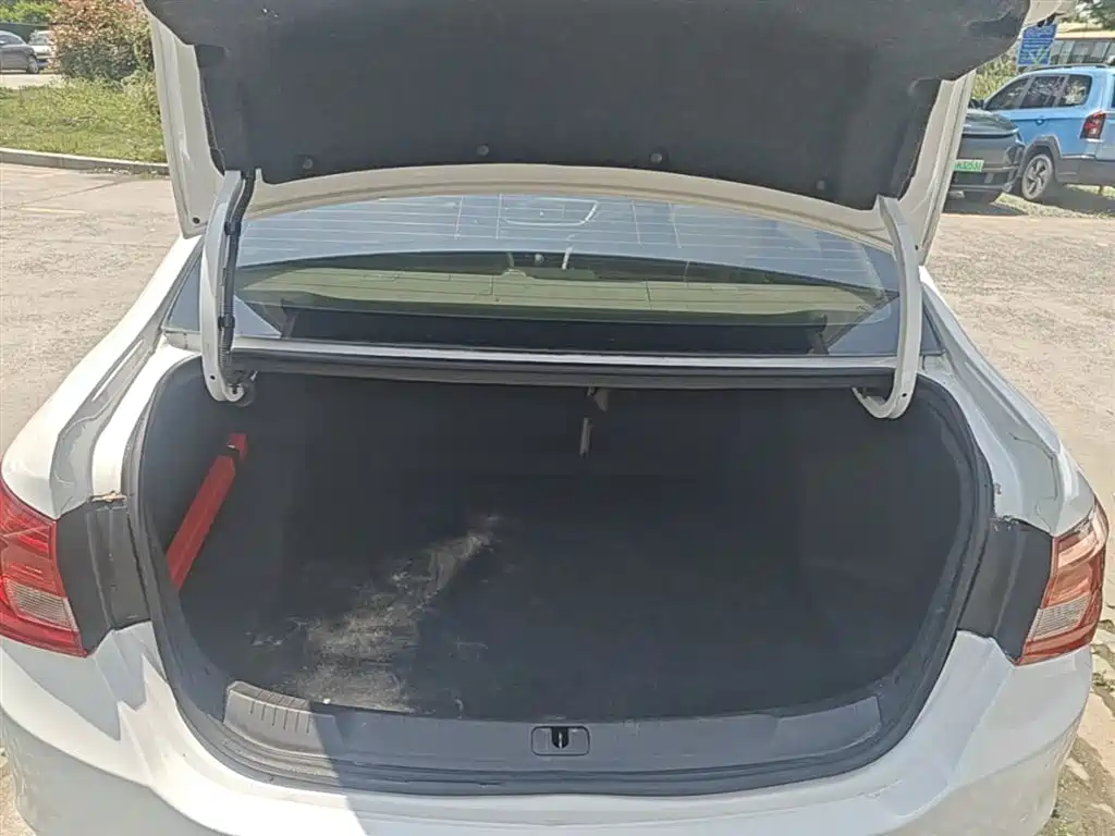 Buick Excelle 2017 15N Automatic Elite фото 19