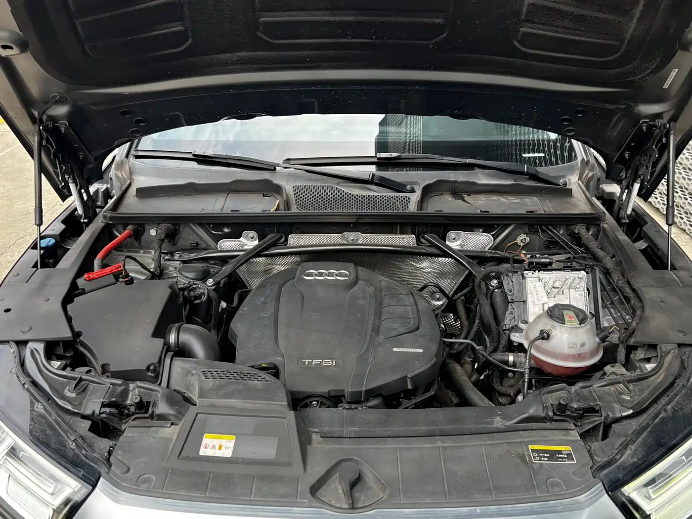 Audi Q5L 2020 Facelift 40 TFSI Honor Fashion фото 25
