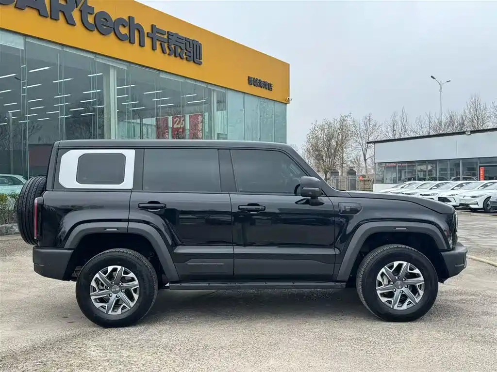 BAIC ORV Beijing Offroad BJ40 2024 2.0T New Urban Hunter Edition Knight фото 7