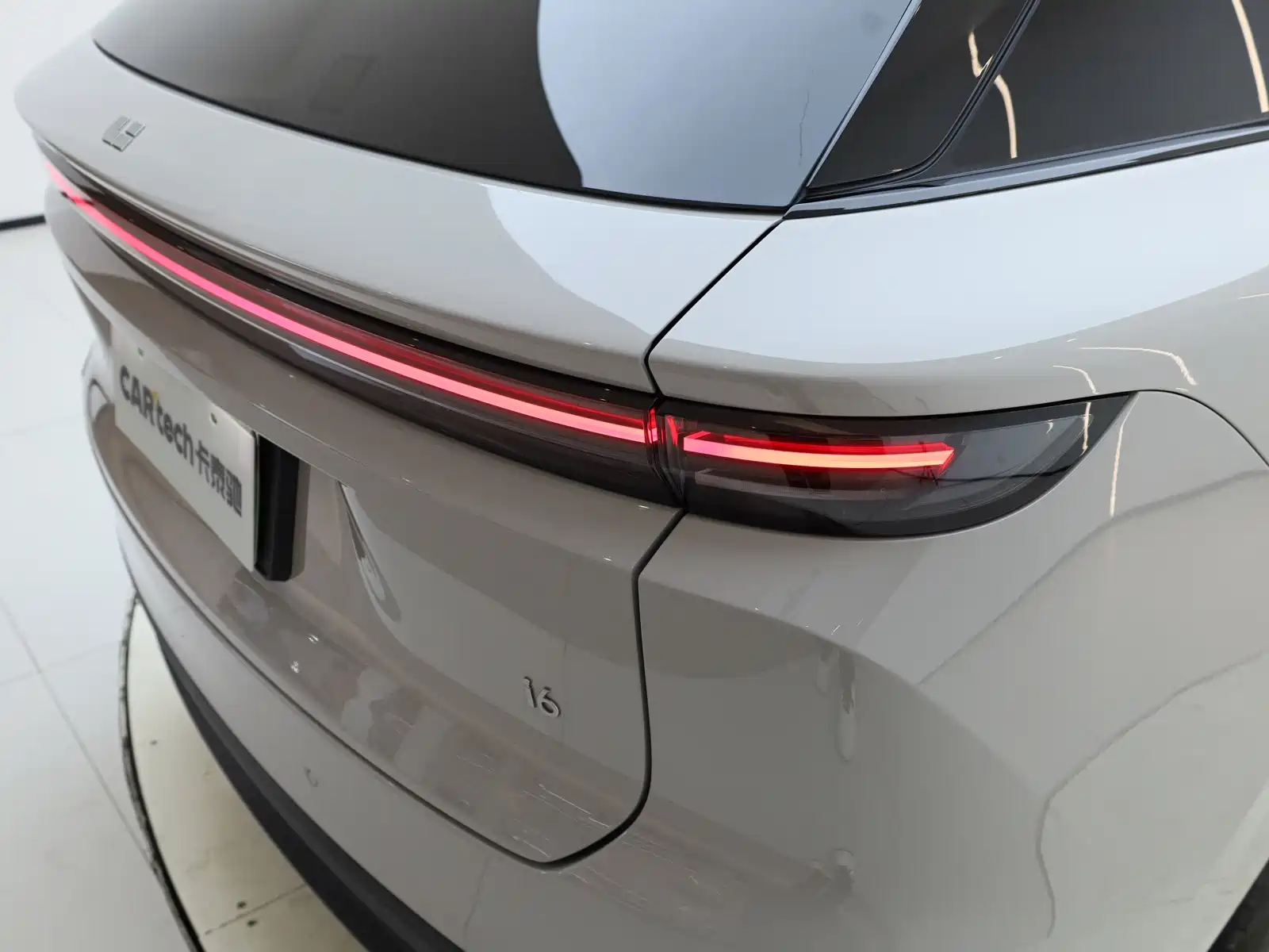 Photo 33 - Li Auto i6