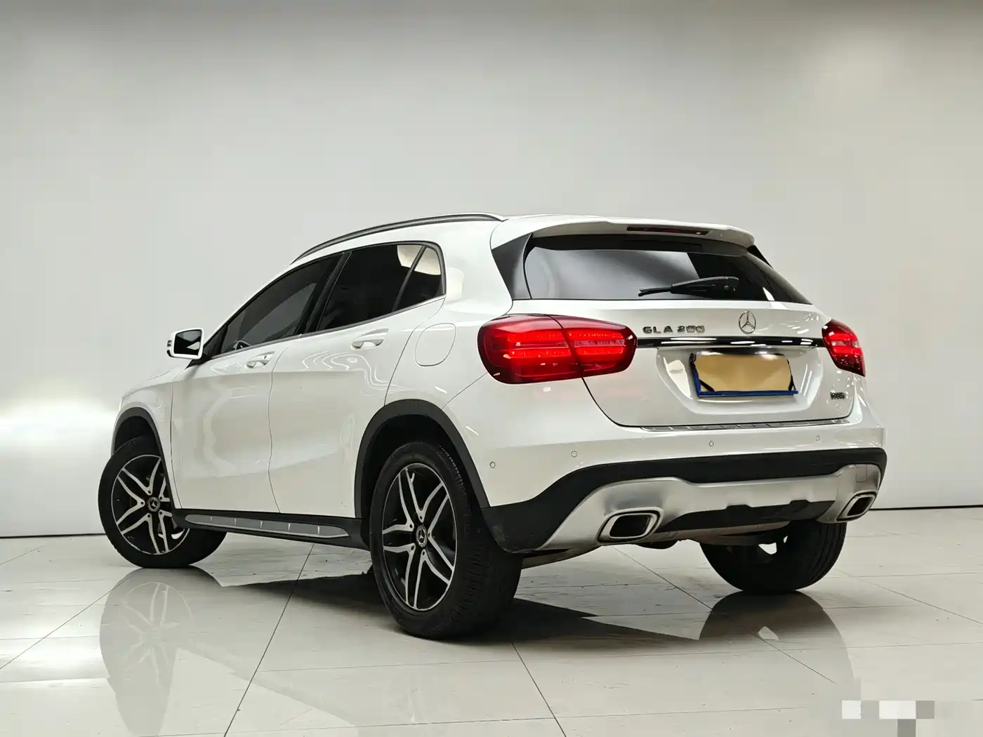 Mercedes-Benz GLA 2017 GLA 200 Fashion фото 18