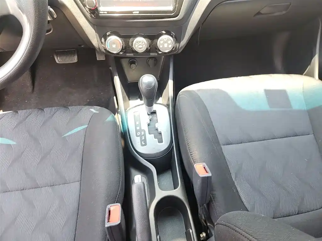 Kia K2 2015 Sedan 1.4L AT GLS фото 14