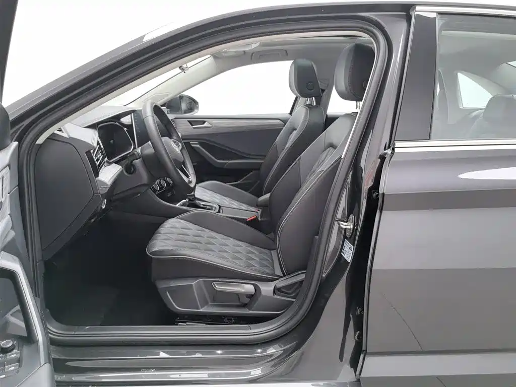 Volkswagen Sagitar 2023 300TSI DSG Surpassing Edition фото 10
