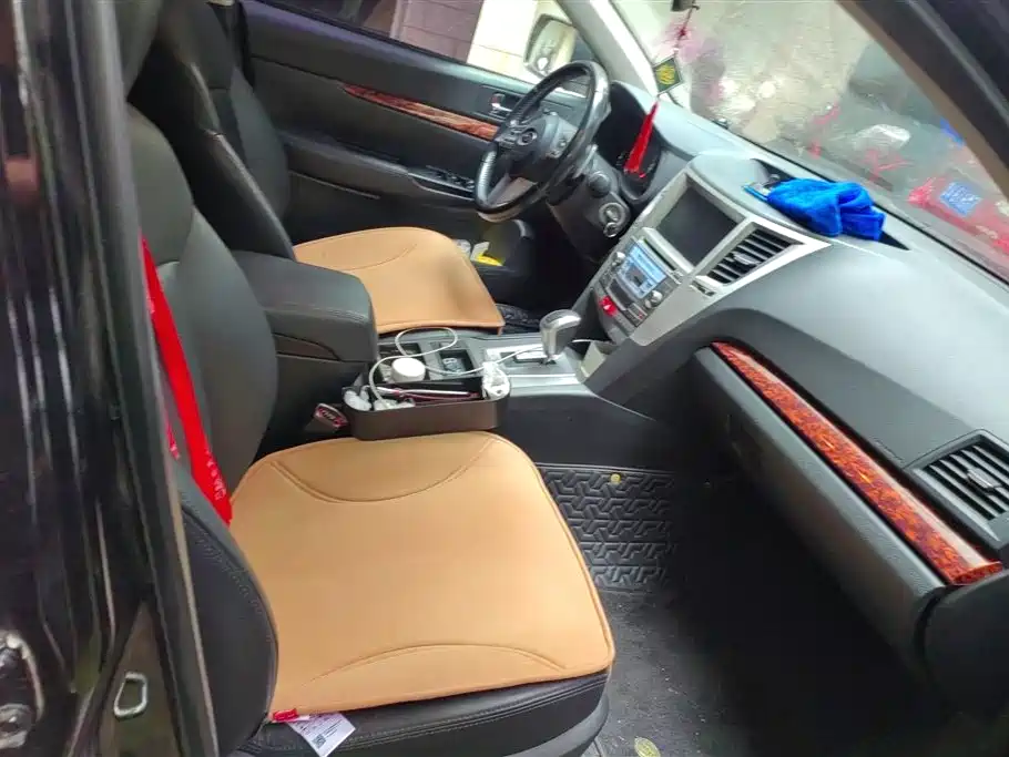 Subaru Outback 2011 2.5i Luxury Edition фото 8