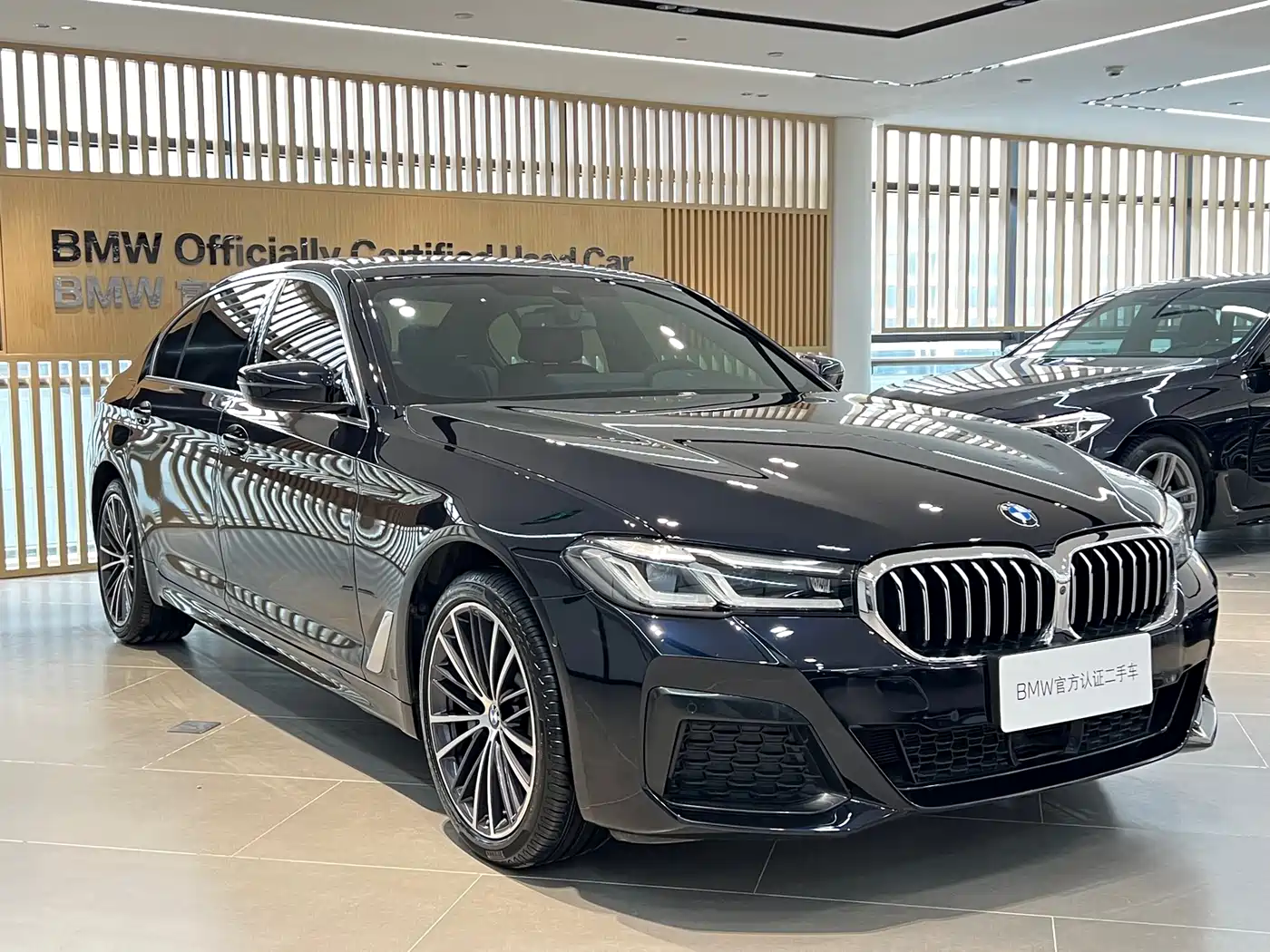 BMW 5 Series 2022 Facelift 530Li xDrive M Sport Package фото 3