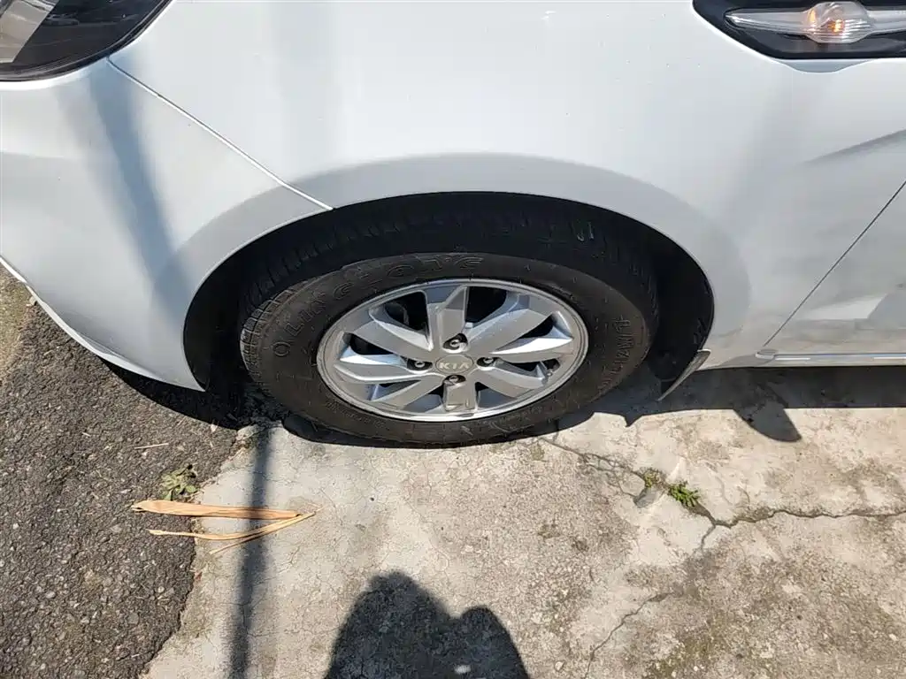 Kia K2 2015 Sedan 1.4L AT GLS фото 23