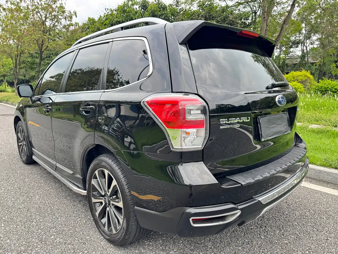 Subaru Forester 2018 2.0i Fashion Navigation Edition фото 4