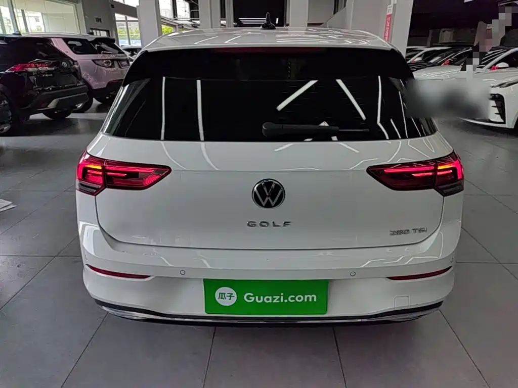 Volkswagen Golf 2023 Facelift 280TSI DSG Pro фото 6