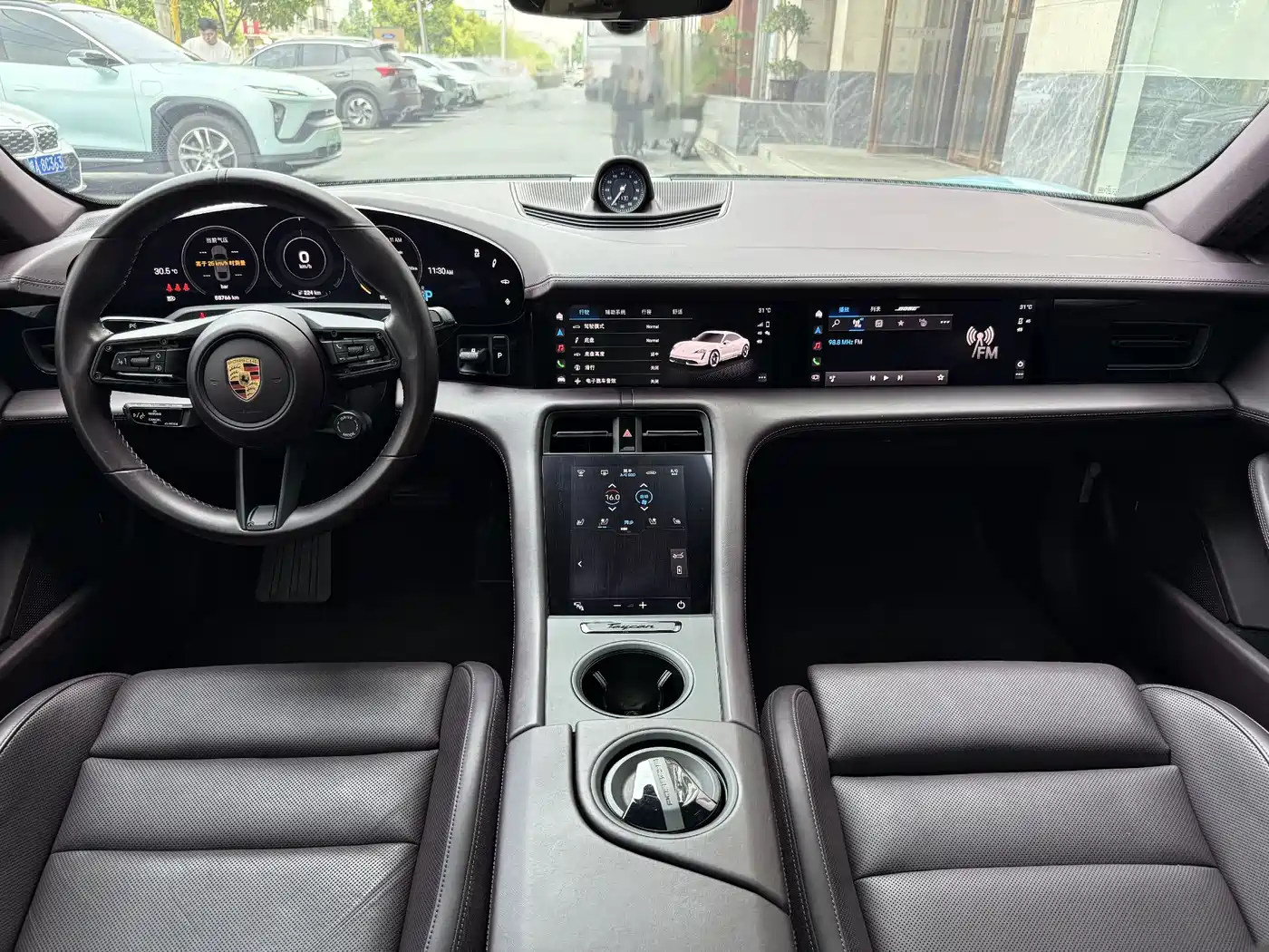 Porsche Taycan 2020 Taycan фото 12