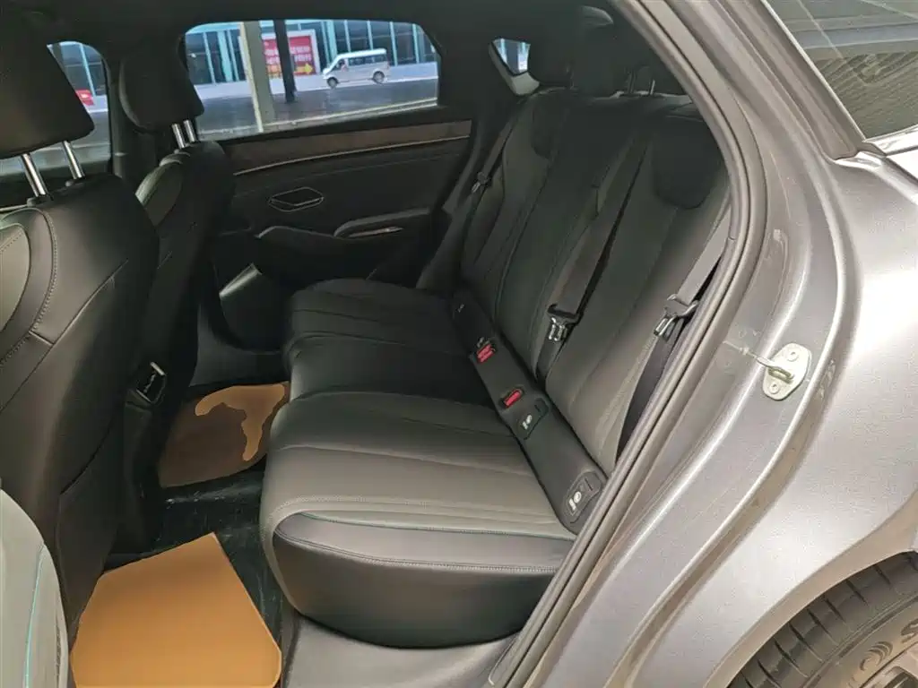 BYD Qin L 2025 DM-i Smart Drive Edition 80KM Leading фото 17