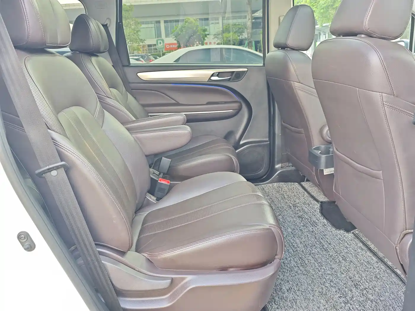 GAC Trumpchi Trumpchi M6 2019 270T Automatic Premium (7-seater) China V фото 13