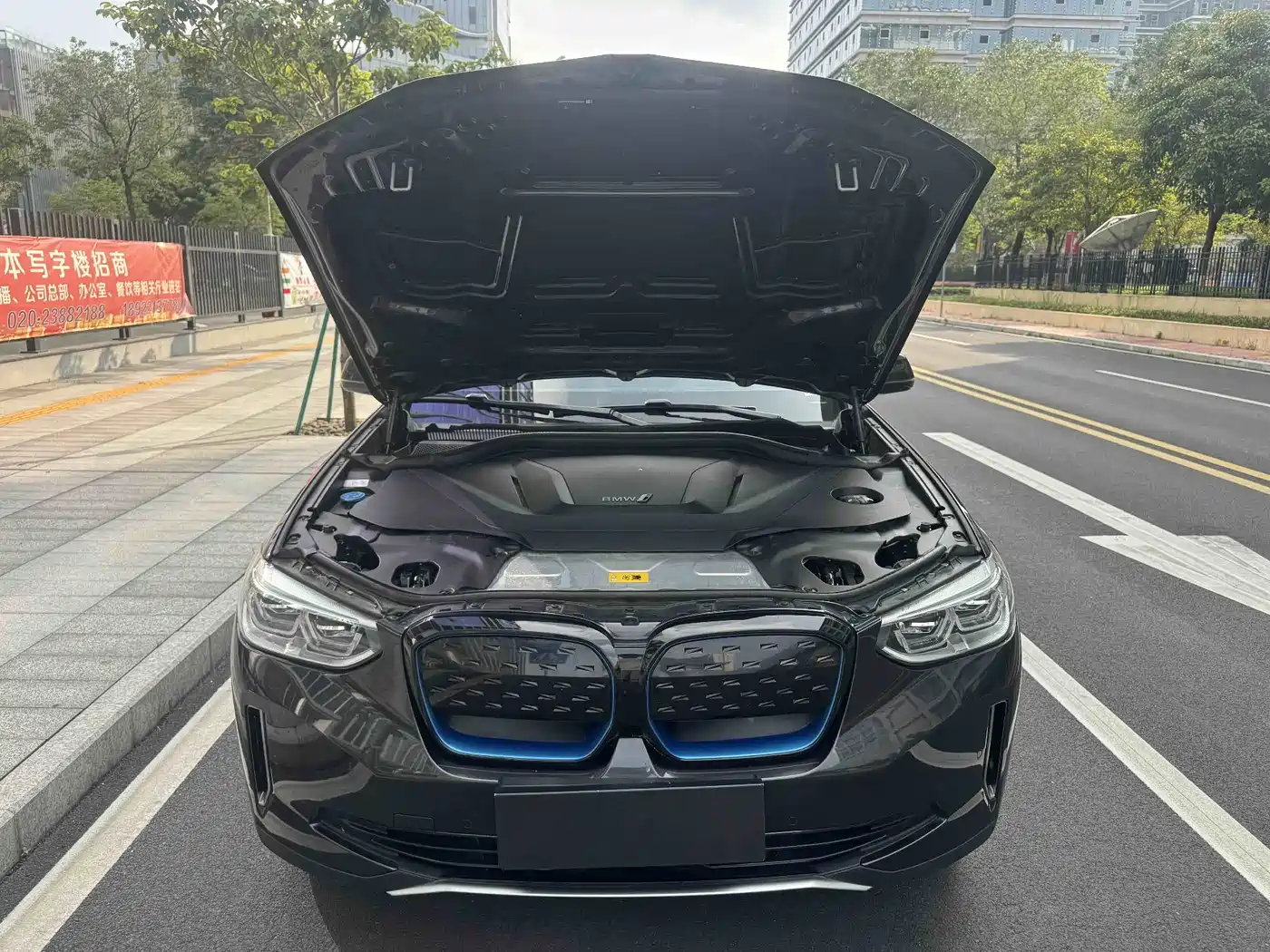 BMW iX3 2021 Leading фото 5