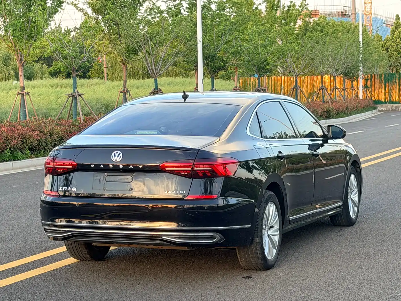 Volkswagen Passat 2019 330TSI Elite Version China VI фото 7