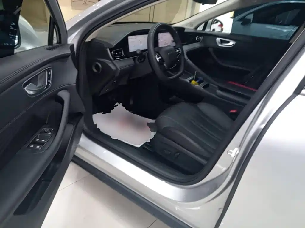 Roewe D7 2025 2025 DMH 125km World Champion Edition