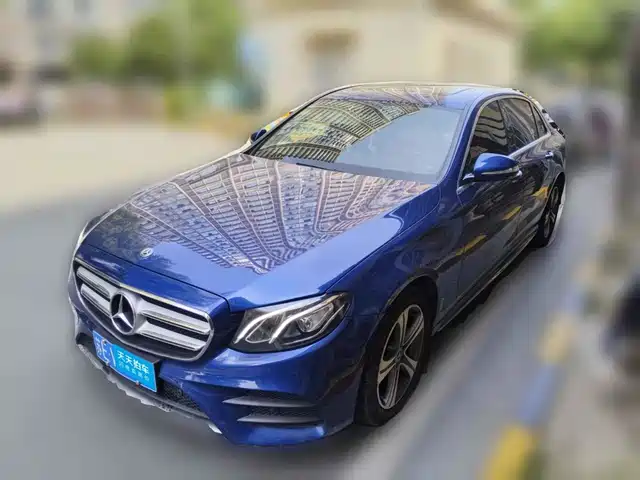 Mercedes-Benz E-Class 2019 E 200 L Sport — фото 1