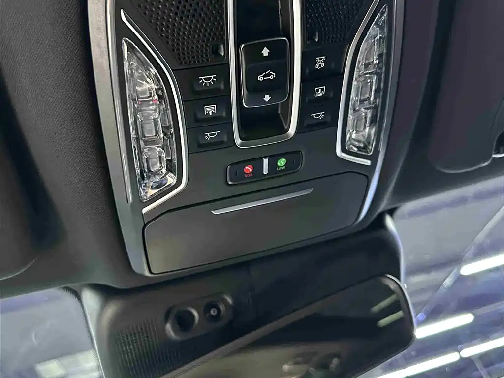GAC Trumpchi Trumpchi GS8 2022 Dual Engine Series 2.0TM 2WD Premium Edition (7-Seater) фото 12