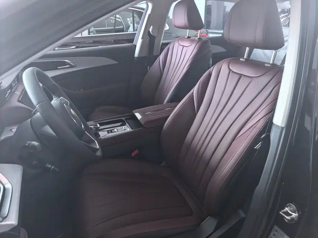 Hongqi H5 PHEV 2026 2025 130 Super Hybrid Edition