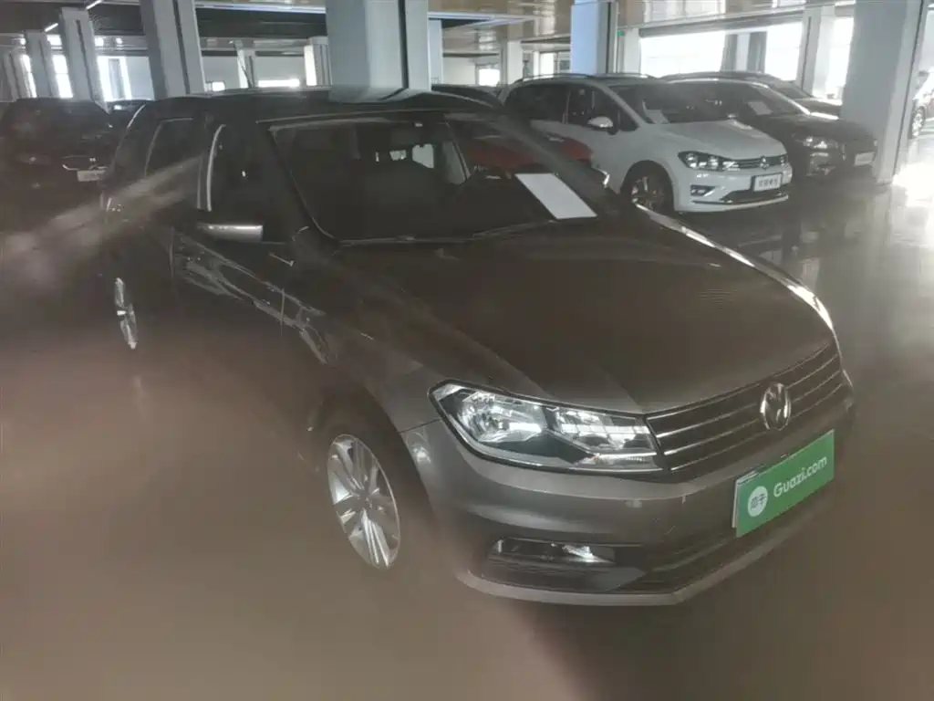 Volkswagen Santana 2015 Gran Santana 230TSI DSG Comfort фото 4