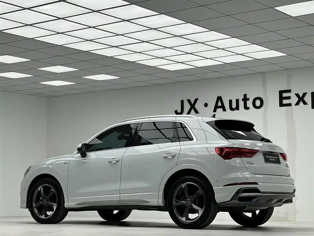 Audi Q3 2022 35 TFSI Fashion Dynamic фото 8