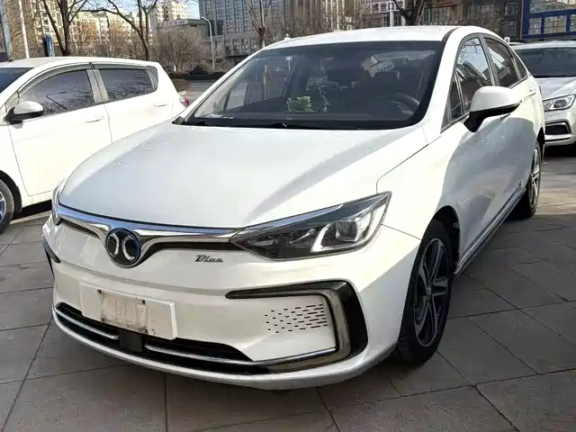  BAIC Beijing EU5 2018 R500 Smart Wind Edition