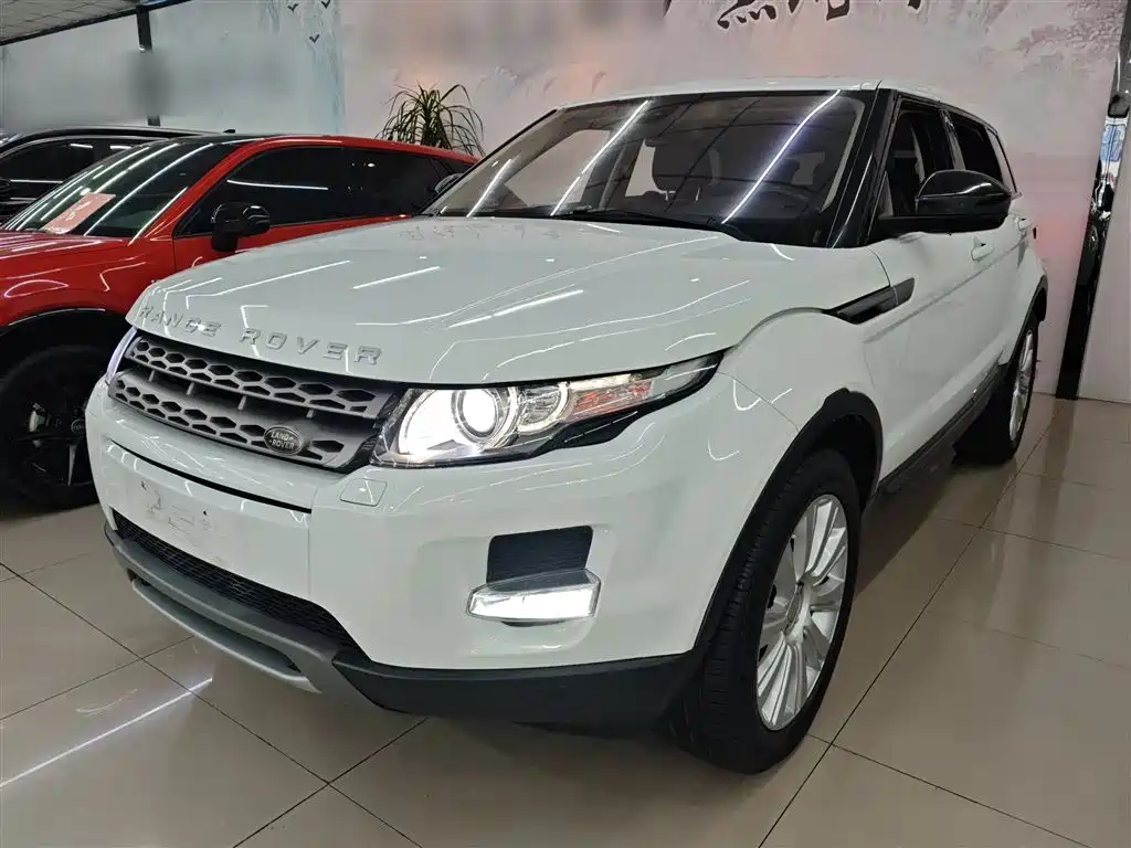 Land Rover Range Rover Evoque 2015 2.0T 5-Door Intelligent Edition