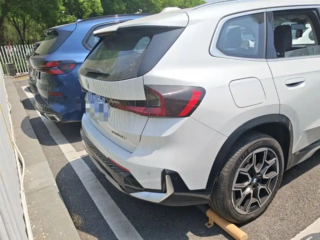 BMW X1 2025 sDrive25Li X Design Package фото 10