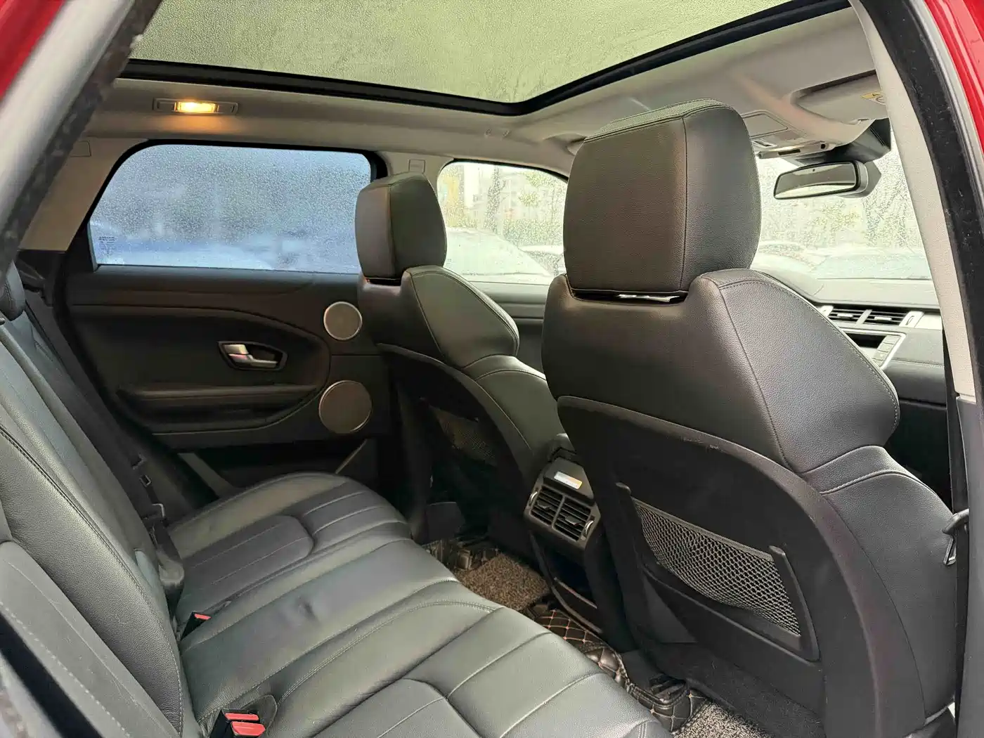 Land Rover Range Rover Evoque 2018 240PS PURE Trend фото 23