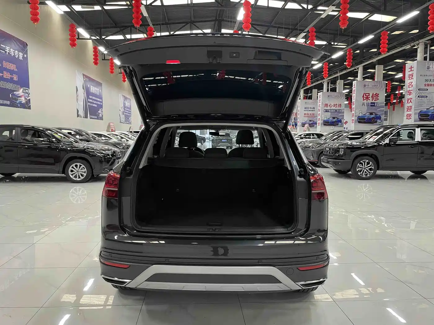 Volkswagen Tayron 2022 280TSI 2WD Luxury Smart Connect Edition фото 14