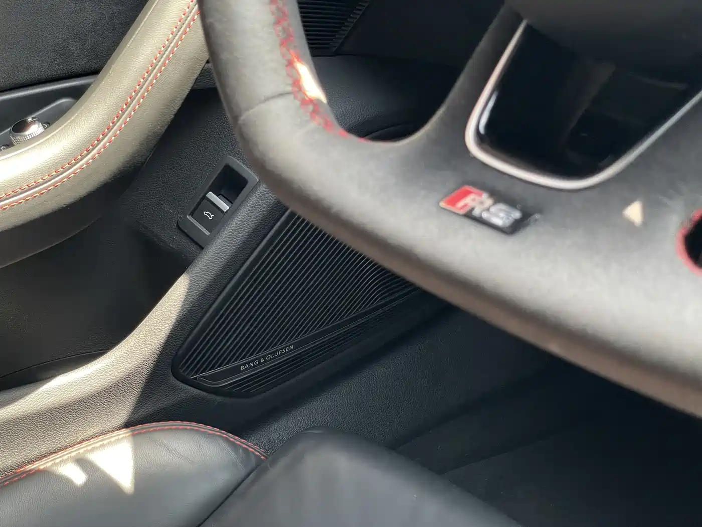 Audi RS 4 2021 RS4 Avant Obsidian Edition фото 14