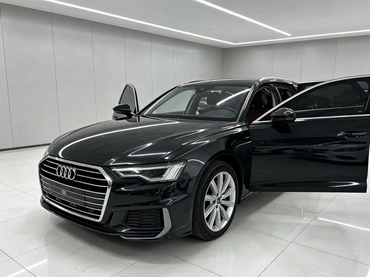 Audi A6 (Import) 2020 Avant Pioneer 45 TFSI Premium Dynamic фото 2