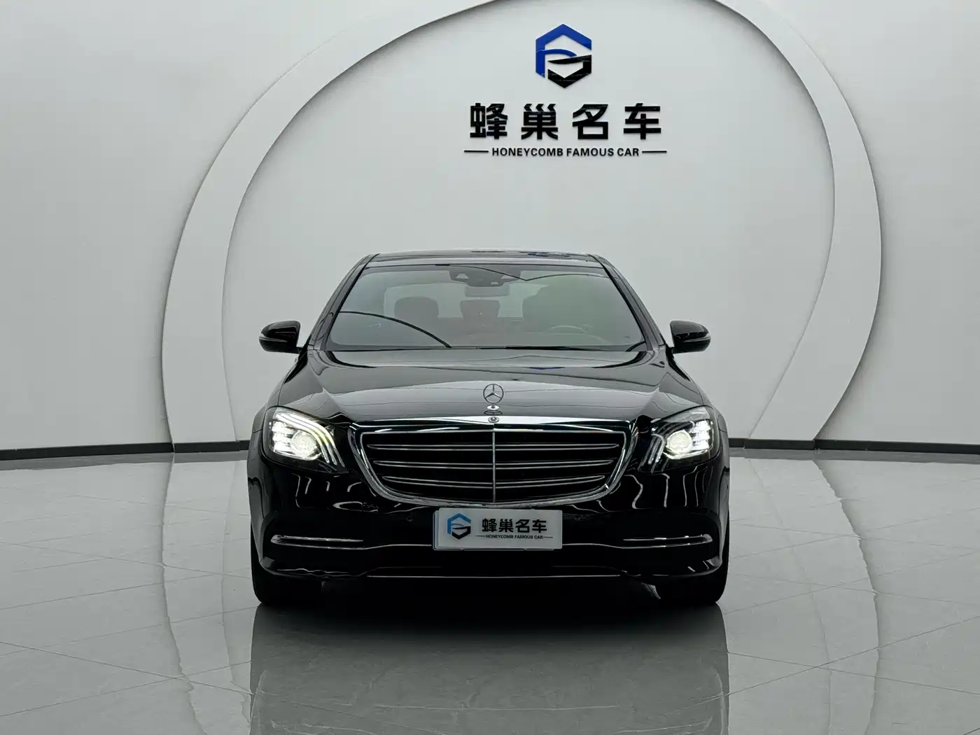 Mercedes-Benz S-Class 2019 S 350 L Premium Ultimate Edition фото 2
