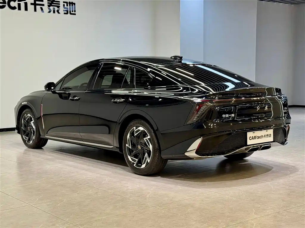 Hongqi H6 2023 2.0T Comfort Edition фото 5