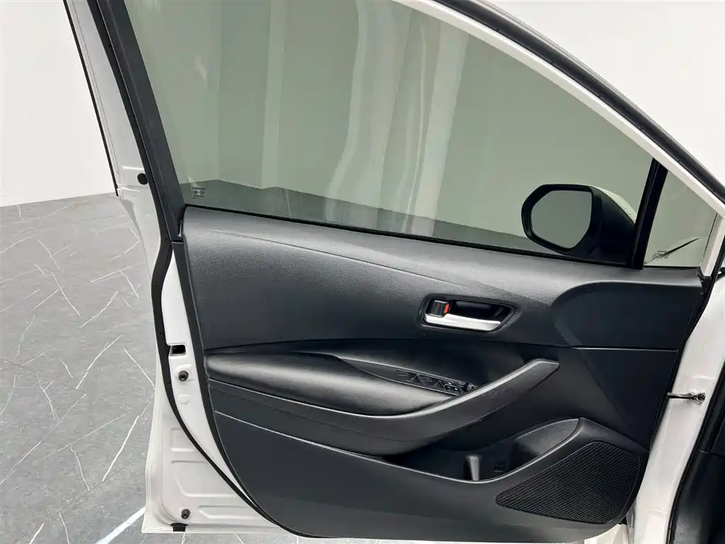 Toyota Corolla 2022 1.2T S-CVT Pioneer PLUS Edition фото 12